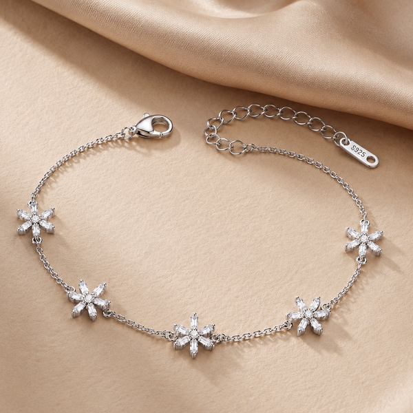 Sparkling Flower Silver Bracelet