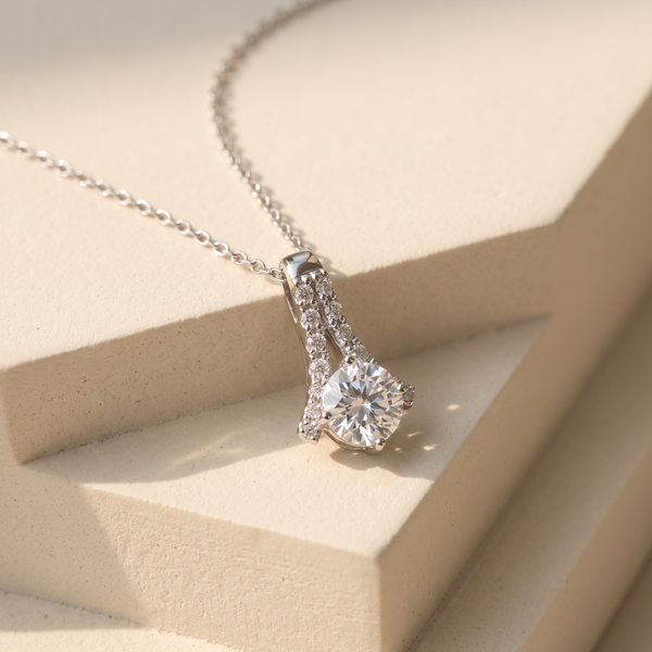 925 Silver Solitaire Pendant - Divine Solitaire