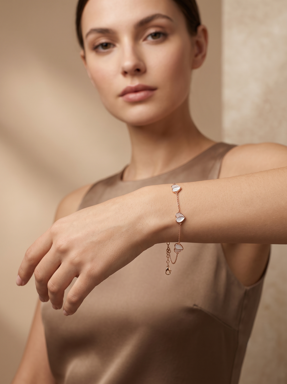 Romantic Heart Station Silver Bracelet