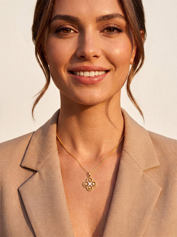 Chic Clover-Shaped Lab grown diamond pendant