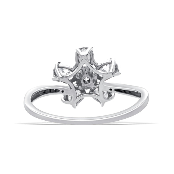 Luxurious Lab-Grown Diamond Rose Gold Floral Ring