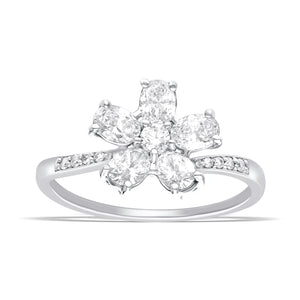 Luxurious Lab-Grown Diamond Rose Gold Floral Ring