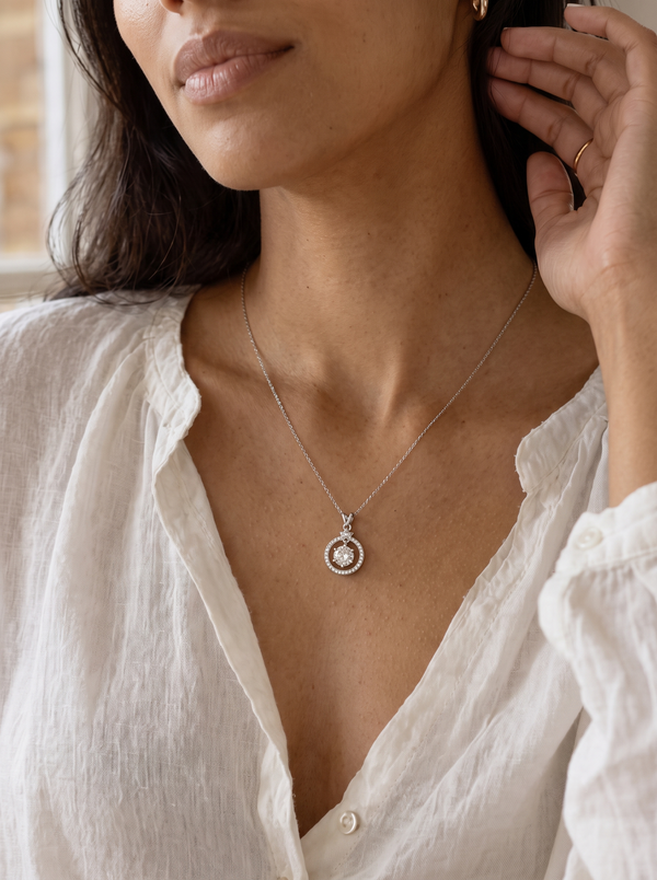 Starlight Halo - 925 Silver Round Pendant with Star